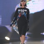山本優希が抜群のスタイルで煌びやかに『神戸コレクション 2017 A/W』を彩る！