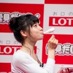 土屋太鳳が可愛いすぎる『雪見キス』を披露！『ロッテ「雪見だいふく」〆雪見お披露目イベント』に登場！