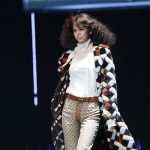 E-girlsの楓、佐藤晴美が東京ガールズコレクション 2017 A/Wをクールに魅せる！