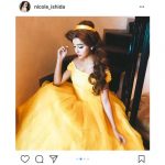 石田ニコルが美女と野獣のベル風衣装を身につけた可愛すぎる姿を披露！「本当にベルみたい」と絶賛の声！