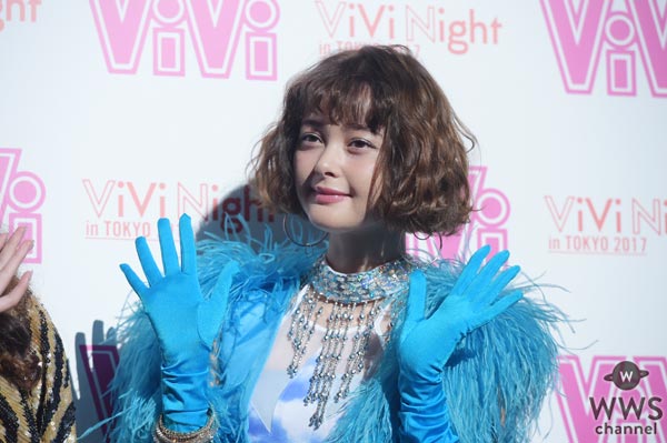 トリンドル玲奈、河北麻友子、八木アリサ、玉城ティナ、emmaが色鮮やかな衣装を身につけ『ViVi Night』開演前に意気込みを語る！