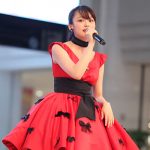 山地まりがデビューシングル発売イベントで可愛すぎるフリフリの赤衣装で熱唱！「渋谷のO-EASTぐらいでライブ出来たら嬉しい。いずれはMステ出演も(笑)」