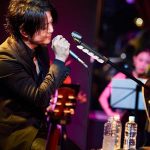GLAYのTERU、TAKUROがニューシングル発売日に50組のカップルに愛を歌う！「幅広い人に愛される曲になってほしいと思います」