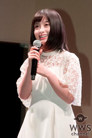 橋本環奈が天使の様な純白の衣装で初のイルミネーション点灯式に挑戦！「まさか自分が出来るとは思ってもみなかった」