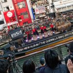 BiSHが道頓堀にて海賊船ゲリラライブを開催！「お騒がせしました、サンキュー！」