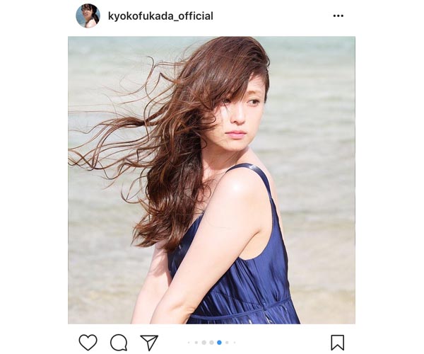 深田恭子がセクシーな美背中を披露！変わらぬ美しさに「女神降臨！」と歓喜の声！