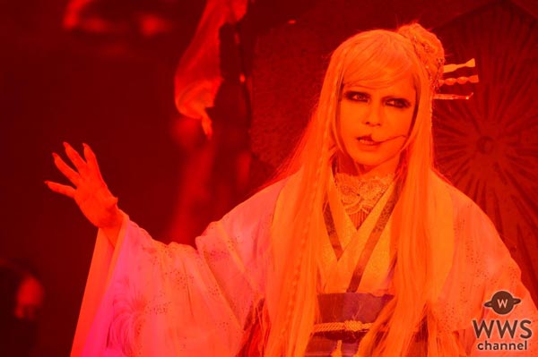 VAMPSの『HALLOWEEN PARTY 2017』の最終日仮装は百鬼夜行！雪女HYDEが妖しい美しさを放つ！