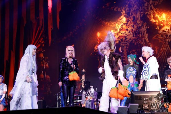 X JAPAN YOSHIKI降臨！HYDEとの奇跡のコラボでVAMPS主宰『HALLOWEEN PARTY 2017』終演！