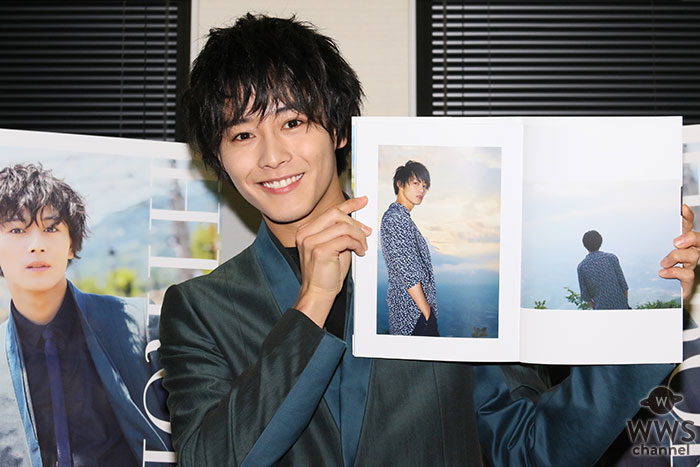 2.5次元舞台で大活躍の俳優・猪野広樹がファースト写真集を発売! 「25歳という一つの節目に出せてうれしい。100点です!!」3500人のファンと握手会イベントも開催!