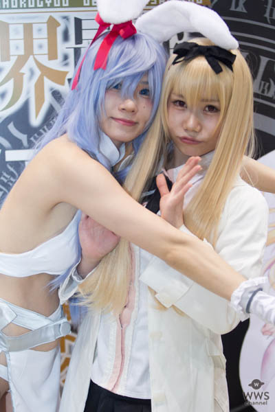 【写真特集】セクシーなコンパニオンから可愛らしいコスプレイヤーまで 華やかにコミケを彩る！＜コミックマーケット93＞