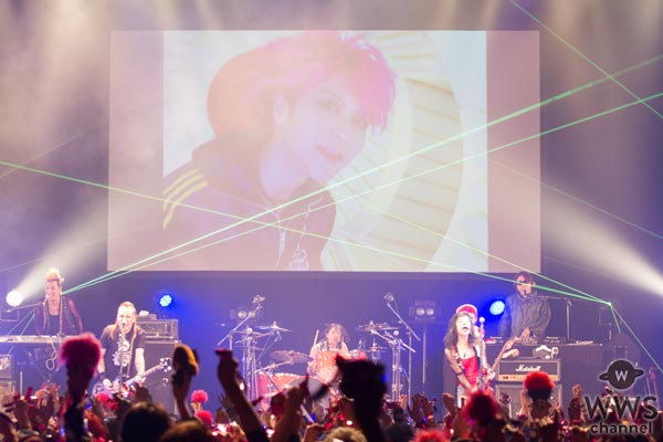 【ライブレポート】hide Birthday Party 2017のクライマックスで、hideバンドのセッションが実現！来春に『hide 20th memorial SUPER LIVE「SPIRITS」』開催、hide with Spread Beaverの出演決定！