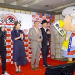 USA、TETSUYA、ShizukaとDANCE EARTH PARTYの3人が『ふるさと祭り東京2018』のナビゲーターに勢揃い！ご当地食材の試食で満面の笑み！