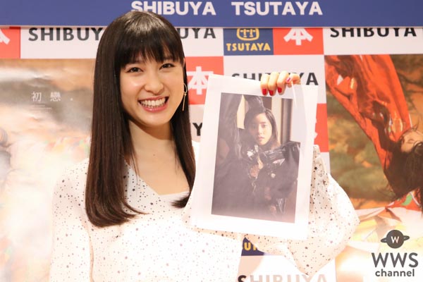 土屋太鳳が女優デビュー10周年記念のセルフプロデュース写真集『初戀。』について語る！「女優という仕事に初戀してきました。どうか受け取ってください」