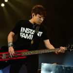 10-FEETがCOUNTDOWN JAPAN 17/18の2日目、EARTH STAGEのトリで登場！ 東京スカパラとのコラボ含め、持ち時間を目一杯使って届けた曲数は、まさかの全12曲！