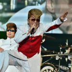 【ライブレポート】氣志團「お前らにとってお年玉的存在」EARTH STAGEのトリで新年GIG! COUNTDOWN JAPAN 17/18で『One Night Carnival』や他アーティスト風アレンジ曲も披露!