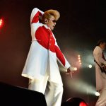 【ライブレポート】氣志團「お前らにとってお年玉的存在」EARTH STAGEのトリで新年GIG！ COUNTDOWN JAPAN 17/18で『One Night Carnival』や他アーティスト風アレンジ曲も披露！