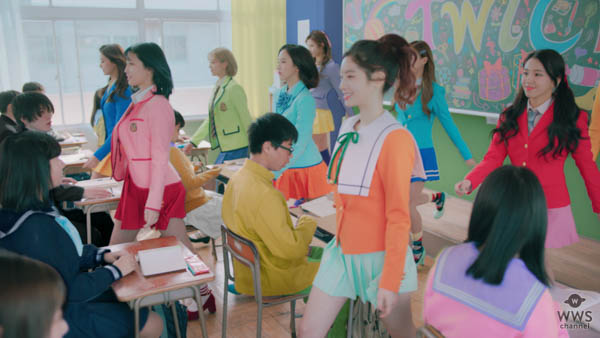 【動画】TWICE がついに日本初CM出演!メイキング公開！＜ワイモバイル新テレビ CM＞