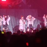 【ライブレポート】新生夢みるアドレセンスがバンドとコラボありの新境地で2500人を前に迫力のライブパフォーマンス！