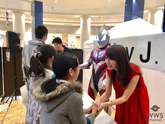 May J. のイベントにウルトラマンジードが友情出演！並んでの握手会も実施！