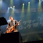 【ライブレポート】竹原ピストルがアコースティックギター1本で登場！温かさと優しさに満ちたステージでオーディエンス心を丸ごと鷲掴みに！＜ビクターロック祭り2018＞