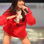 沖縄出身の7人組ガールズグループ・Chuning Candyが激しいダンスパフォーマンスで東京初ライブを披露！