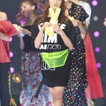 藤田ニコルがブランド「NiCRON」で人気モデルを引っさげランウェイ！ ＜東京ガールズコレクション2018 S/S＞