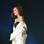 【動画】前田希美が肩出しファッション、安井レイはカラフルなワンピで登場！＜東京ストリートコレクション＞