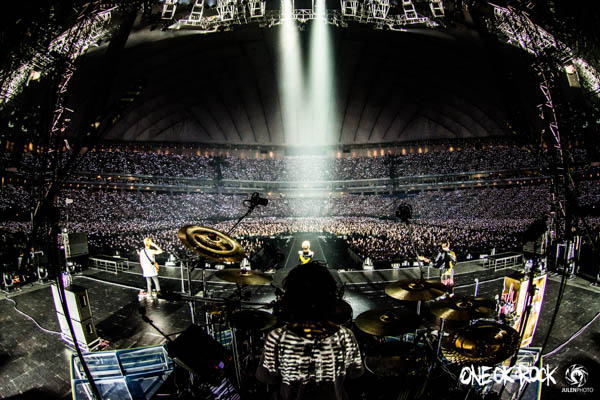 ONE OK ROCKの日本凱旋4大ドームツアーの東京ドーム公演を5月26日（土）夜9時からＷＯＷＯＷで放送！世界でも活躍する彼らの第2章がスタートしたステージを見逃せない！