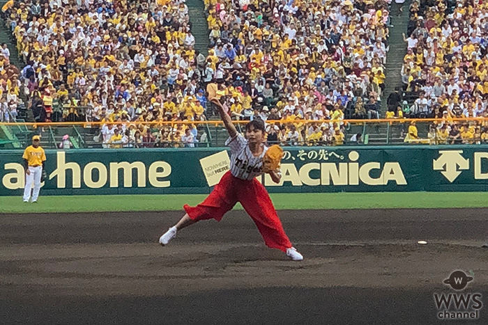 足立佳奈 夢の甲子園で大緊張の中、始球式にて豪速球を披露！