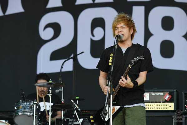 【ライブレポート】10-FEETがJAPAN JAM 2018で『ヒトリセカイ』含む人気曲たっぷり8曲披露！TAKUMA「お前らを引き連れて最後までいくぞー！」