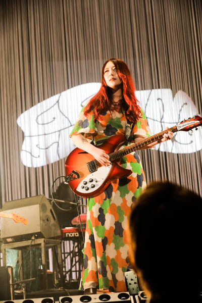 【GLIM SPANKY】 自身初の「GLIM SPANKY LIVE AT 日本武道館」超満員！！ ロックの聖地で、結成10年間で生み出した楽曲の数々を 全力でパフォーマンス！！