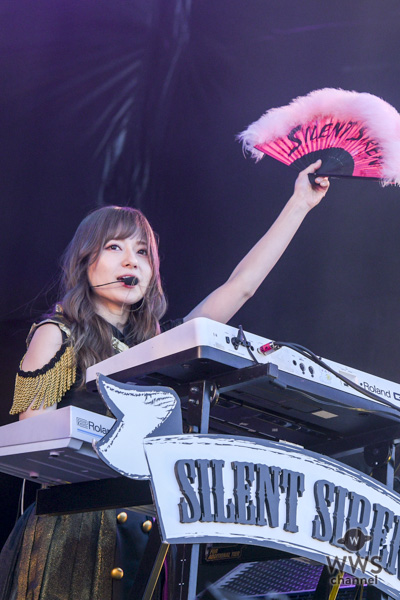 【ライブレポート】実力派ガールズロックバンド・SILENT SIRENがJAPAN JAM 2018のトップバッターで登場！新曲『天下一品のテーマ』では威勢よく「ラッシャイ！」の掛け声で会場を一体に！