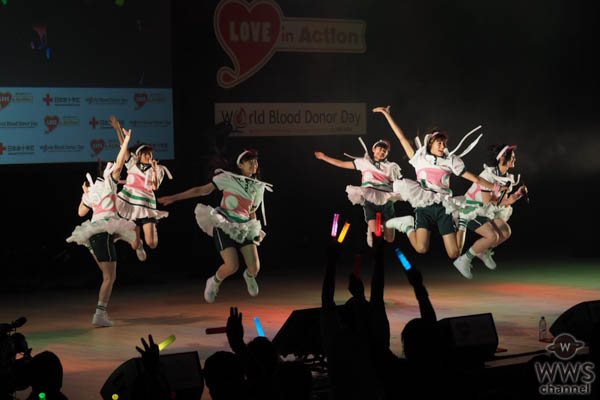 エビ中が『LOVE in Action Meeting(LIVE)』でニューシングル『でかどんでん』を披露！「献血とは、改めて考えるきっかけになった」