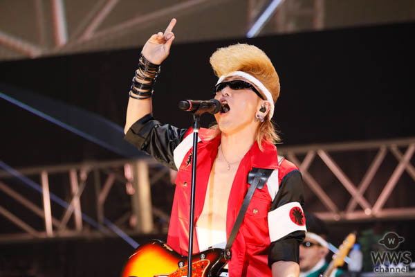 【ライブレポート】氣志團がJUMP MUSIC FESTAできただにひろしとコラボステージを展開！ 綾小路翔「ピンチのときに駆けつけてくれる！」