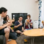 〜おのののかと、一緒に乾杯！ビアガールが“神泡”の「ザ・プレミアム・モルツ」をあなたの元にお届け。〜