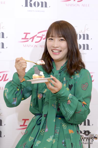 川栄李奈、回転スイーツに「10皿行けそう！」回転スイーツカフェのオープニングイベントに出席！！