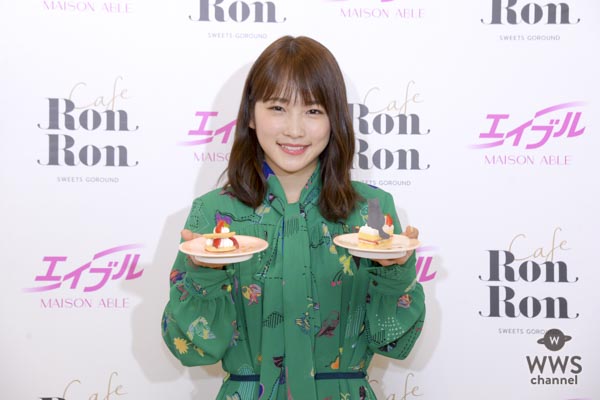 川栄李奈、回転スイーツに「10皿行けそう！」回転スイーツカフェのオープニングイベントに出席！！