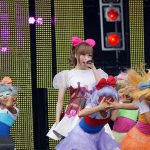 【写真特集】きゃりーぱみゅぱみゅがピンクのリボンを付けた可愛らしい衣装で登場！ ＜ROCK IN JAPAN FESTIVAL 2013＞
