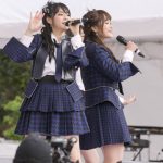 BNK48が海外アイドル初のTIFに参戦！熱気の野外ステージで『RIVER』を力強く披露！