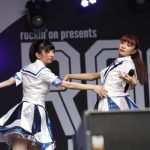 【ライブレポート】エビ中が初となるROCK IN JAPAN FESTIVAL出演で唯一無二のパフォーマンス！“クセが強いパフォーマンス”を支える実力の高さにも要注目！