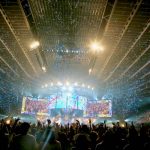 ゆず、4 カ月におよぶ“33 万人動員”BIG YELL ツアー完走！巨大BIGYELL号&青白歌合戦&新曲披露など、 一大エンターテインメントライブ！！