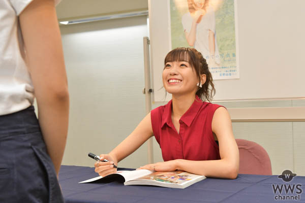 斉藤朱夏が初写真集の初会見で号泣！？「今年の夏は斉藤朱夏の夏」と大胆宣言！！