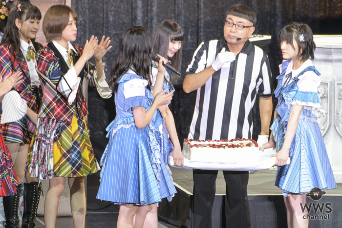 SKE48・大場美奈、古畑奈和が、イジリー岡田の誕生日祝福！ ＜AKB48グループ 第2回ユニットじゃんけん大会＞