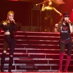 平成の歌姫、安室奈美恵が引退！ 花火と最後のライブパフォーマンスでファンにお別れ。＜平井堅、BEGIN、山下智久らコメント掲載＞