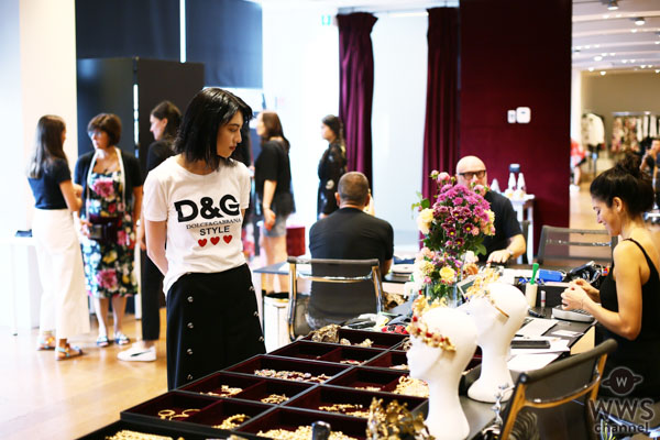 三吉彩花、海外コレクションで初ランウェイ！「DOLCE＆GABBANA」のファッションショーに参加！！