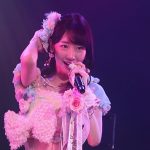 【動画】 AKB48柏木由紀がチームB公演で念願のセンターで「キャンディー」を披露！