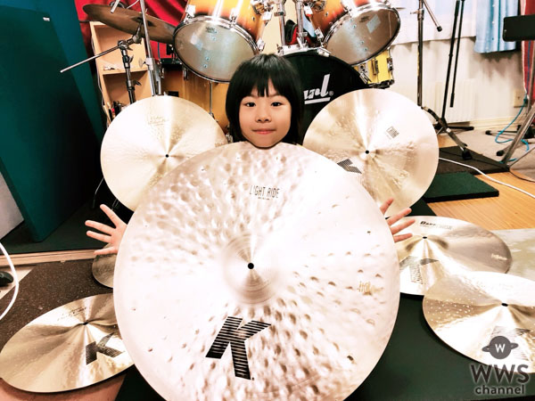 8歳の天才ドラマー“よよか” が世界的楽器メーカー『Pearl』『Zildjan』と 最年少でエンドースメント契約を締結！！