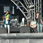 コブクロ、結成20周年記念ライブを小渕の地元・宮崎県にて開催！ 約25000人全員で結成のきっかけとなった「桜」を大合唱！