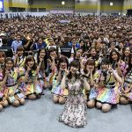 指原莉乃がBNK48劇場、2Shot写メ会にサプライズ登場！