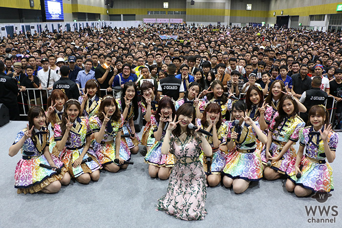 指原莉乃がBNK48劇場、2Shot写メ会にサプライズ登場！